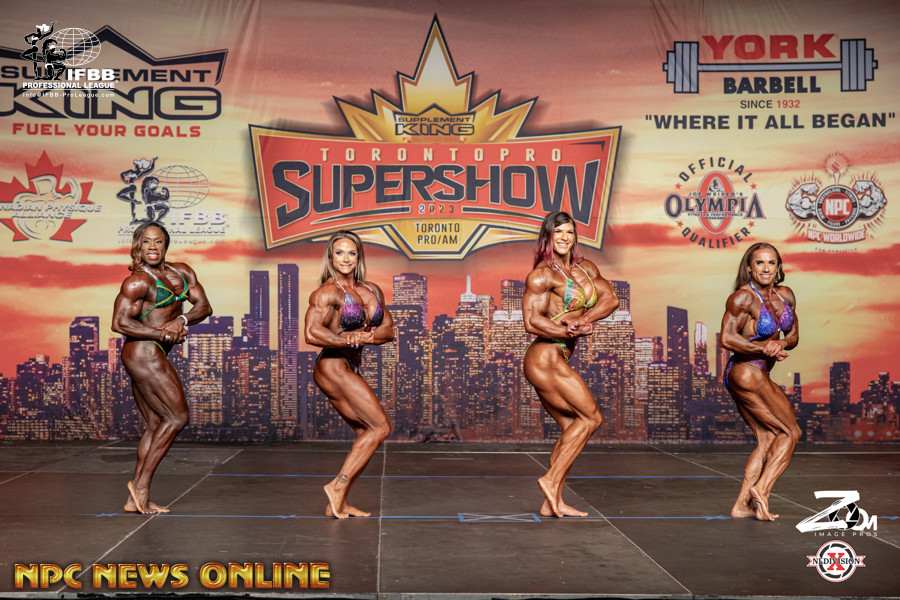 2023 Toronto Pro Supershow!! 12843311