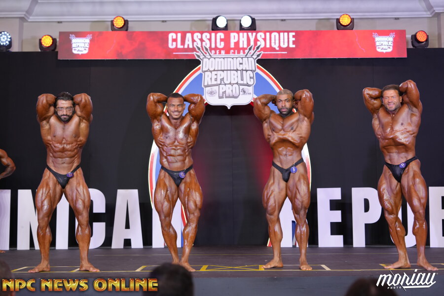 2026 Dominican Republic Pro クラシックフィジークの大会写真