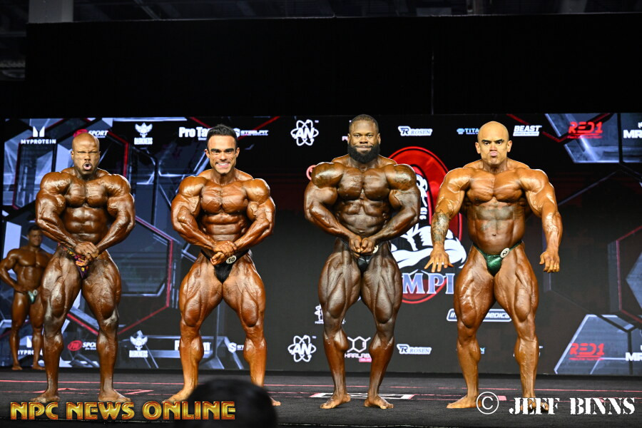 2026 Mr Olympia 212ボディビルの大会写真