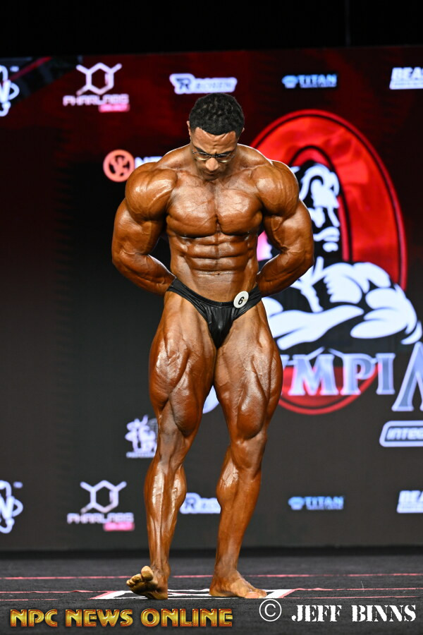 Niall Darwen(2026 Mr Olympia・1位)